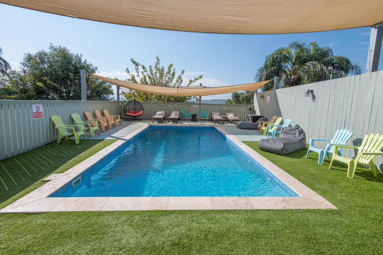 Nof Kinneret Cabins 哈德内斯 外观 照片