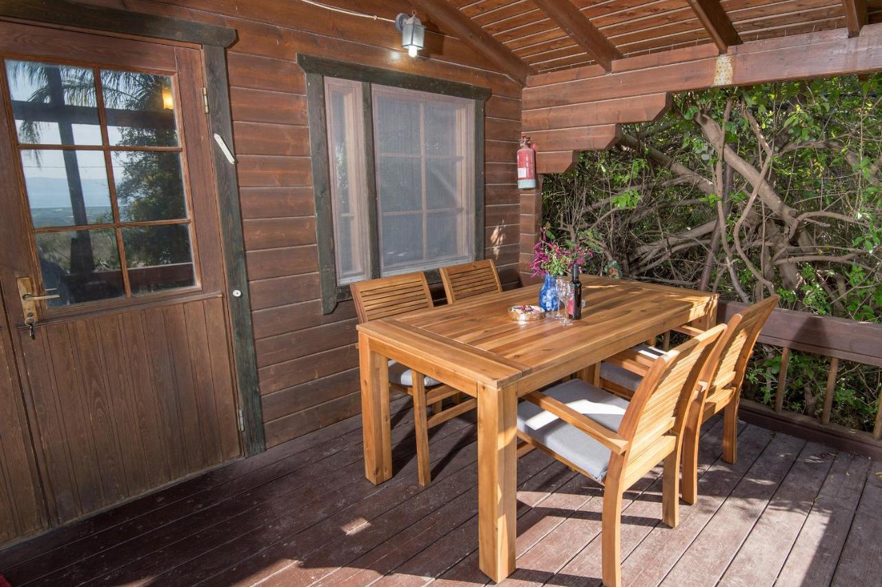 Nof Kinneret Cabins 哈德内斯 外观 照片